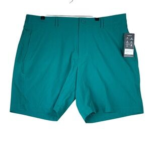 Walter Hagen Mens 40 P11 Easy Waist Performance Golf Shorts Clubhouse Green 8"